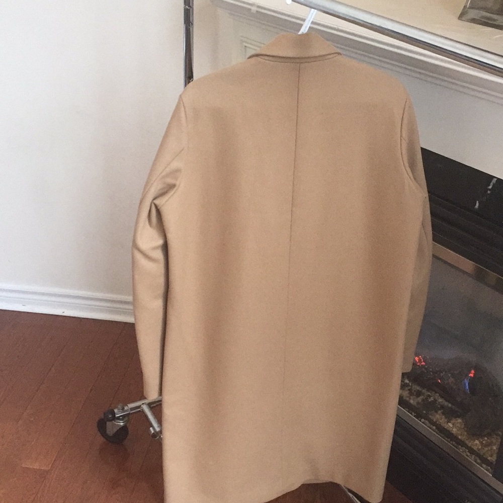 VINCE. - Picture 2 of 3